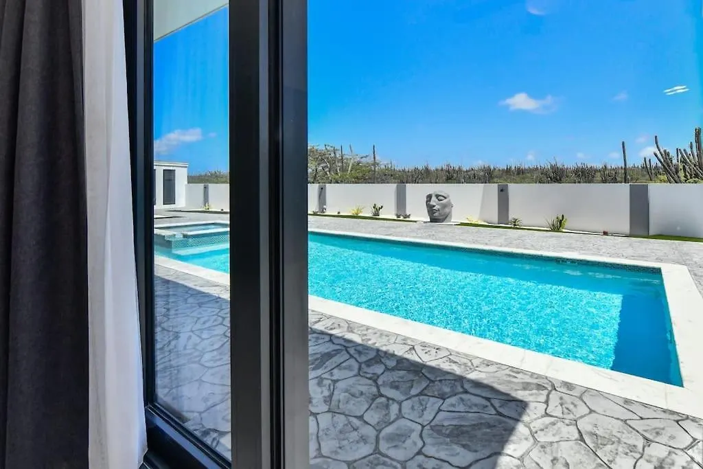 New Villa Luel 5 Minutes From Palm Beach Noord Aruba