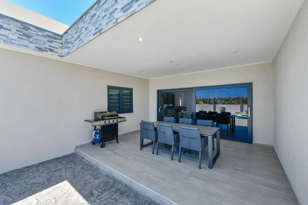 New Villa Luel 5 Minutes From Palm Beach Noord