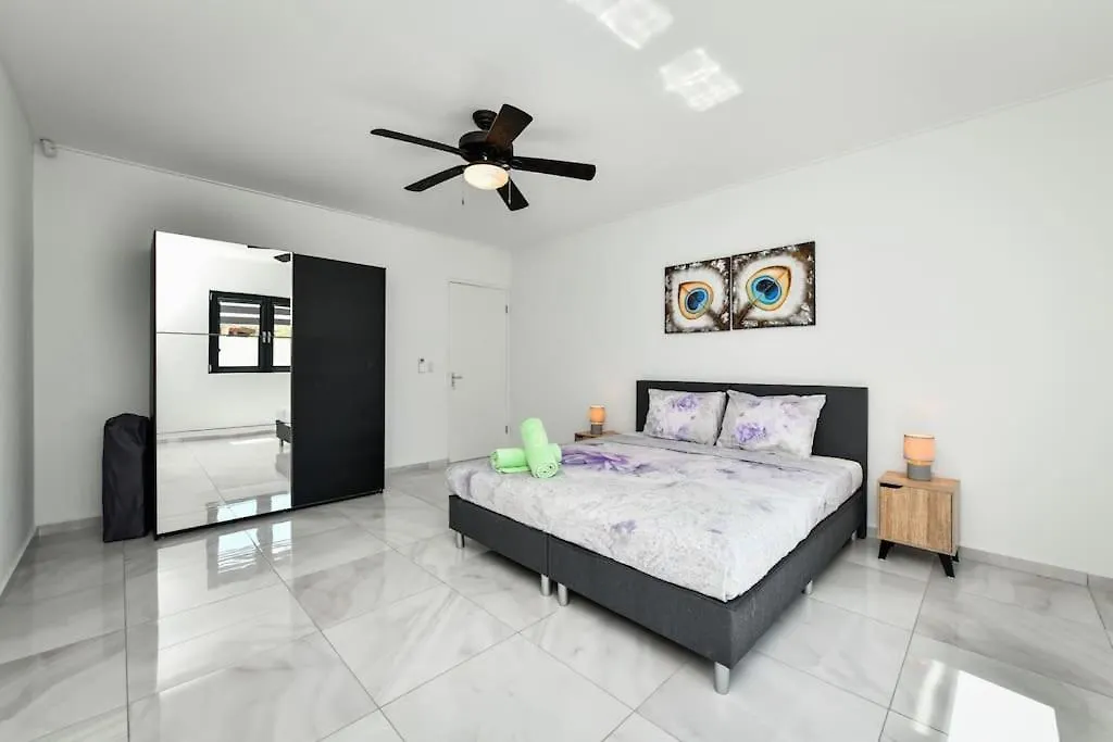 New Villa Luel 5 Minutes From Palm Beach Noord 0*,