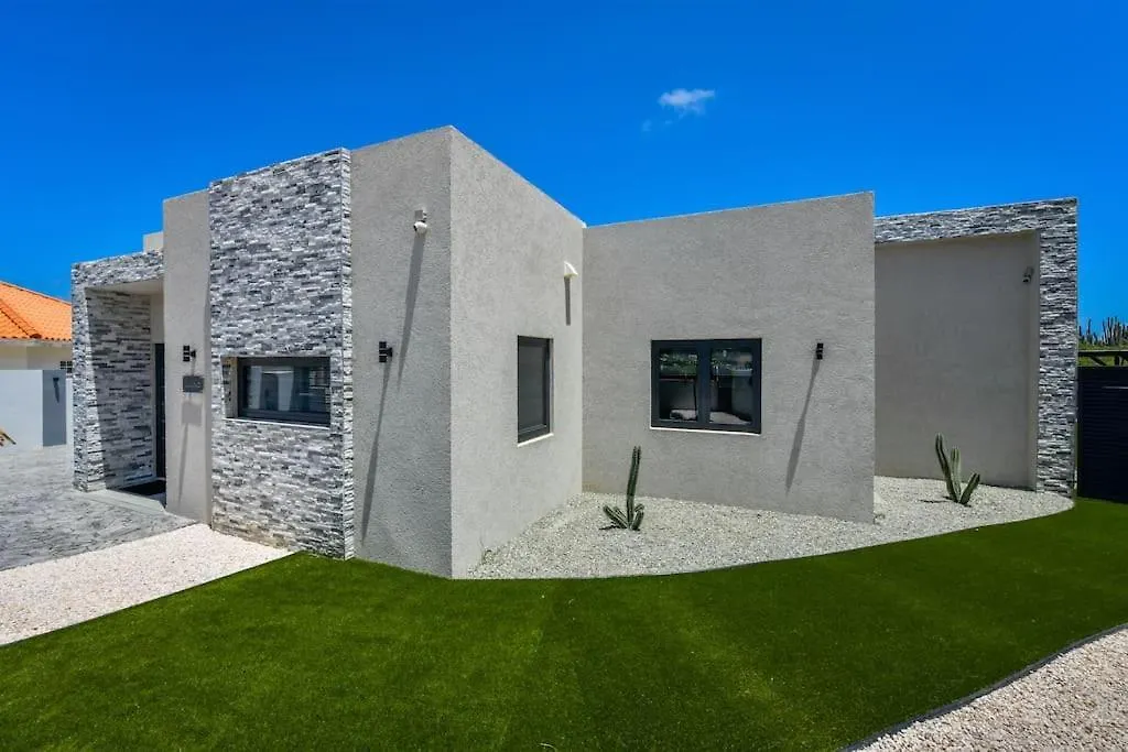 New Villa Luel 5 Minutes From Palm Beach Noord