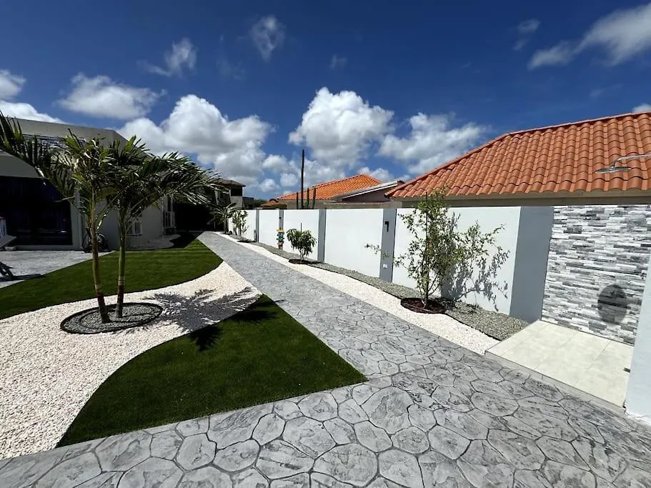 New Villa Luel 5 Minutes From Palm Beach Noord