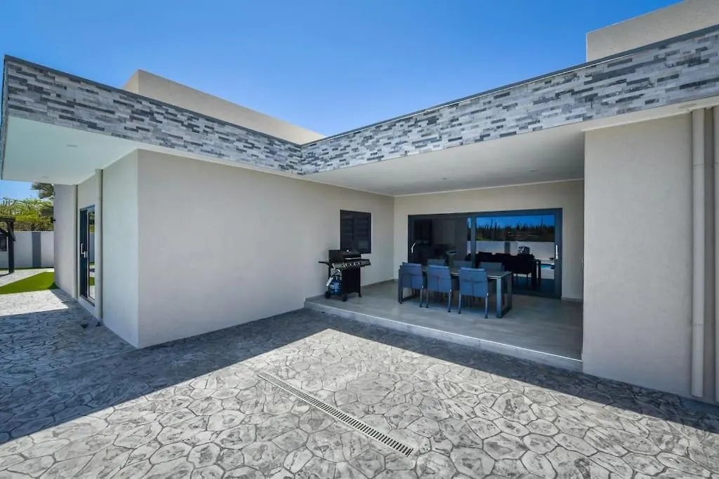 New Villa Luel 5 Minutes From Palm Beach Noord
