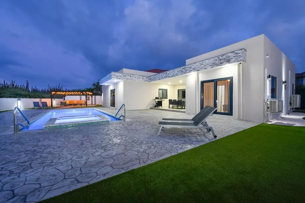 New Villa Luel 5 Minutes From Palm Beach Noord