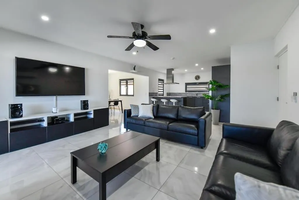 New Villa Luel 5 Minutes From Palm Beach Noord