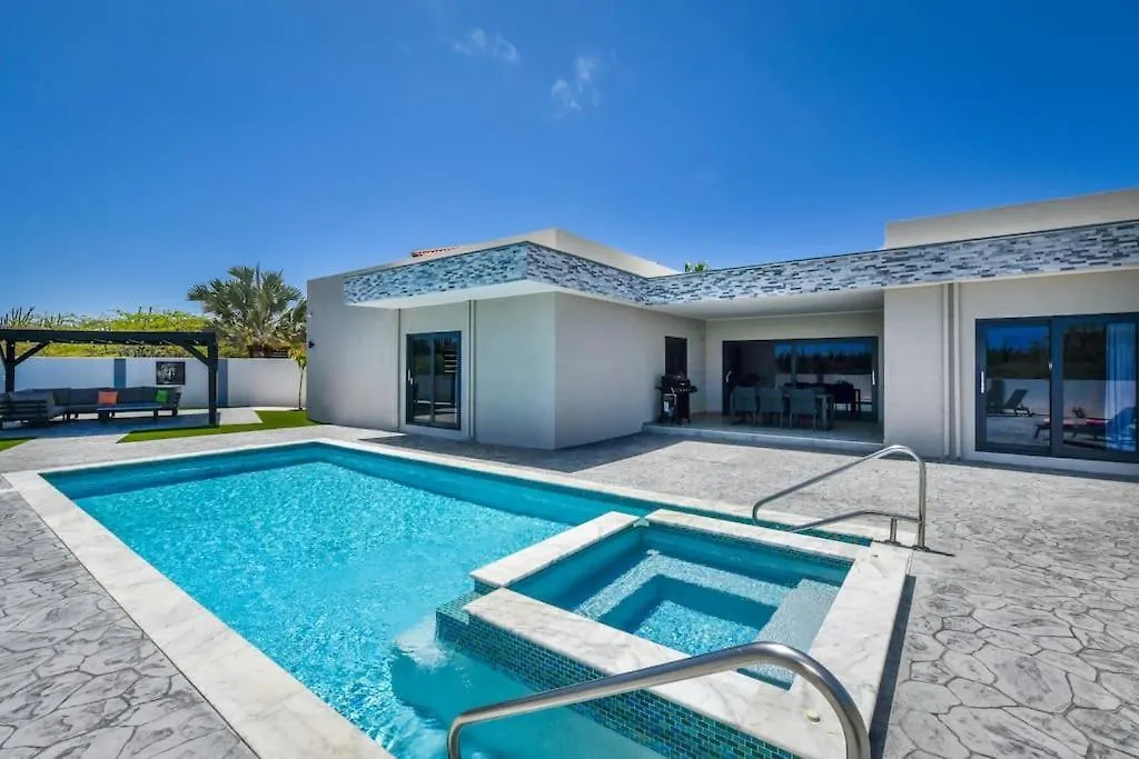New Villa Luel 5 Minutes From Palm Beach Noord