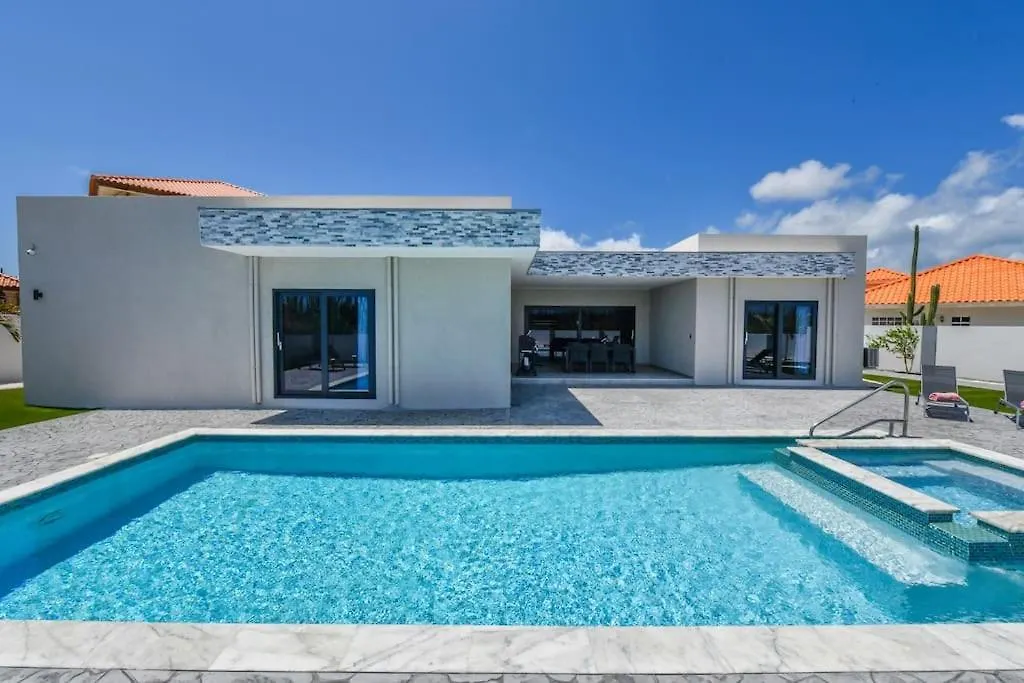 New Villa Luel 5 Minutes From Palm Beach Noord